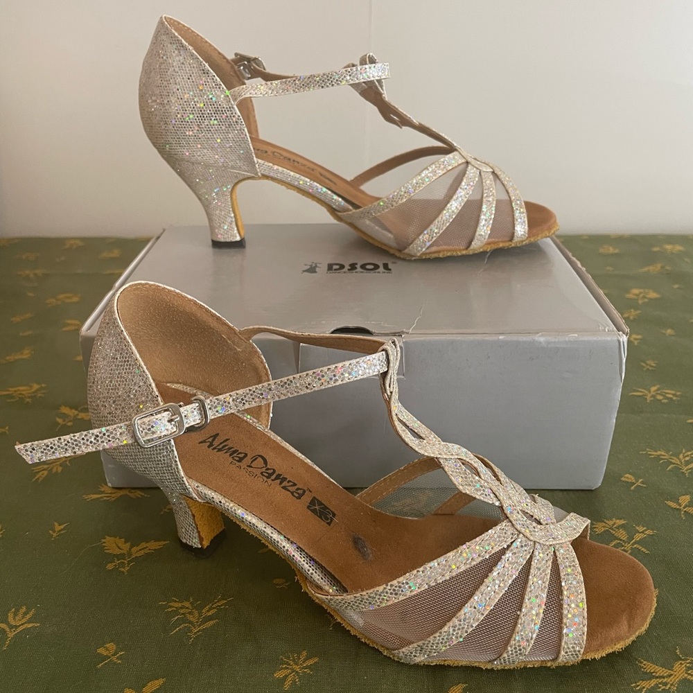 Gold Glitter T-Strap Low Heel Sandals